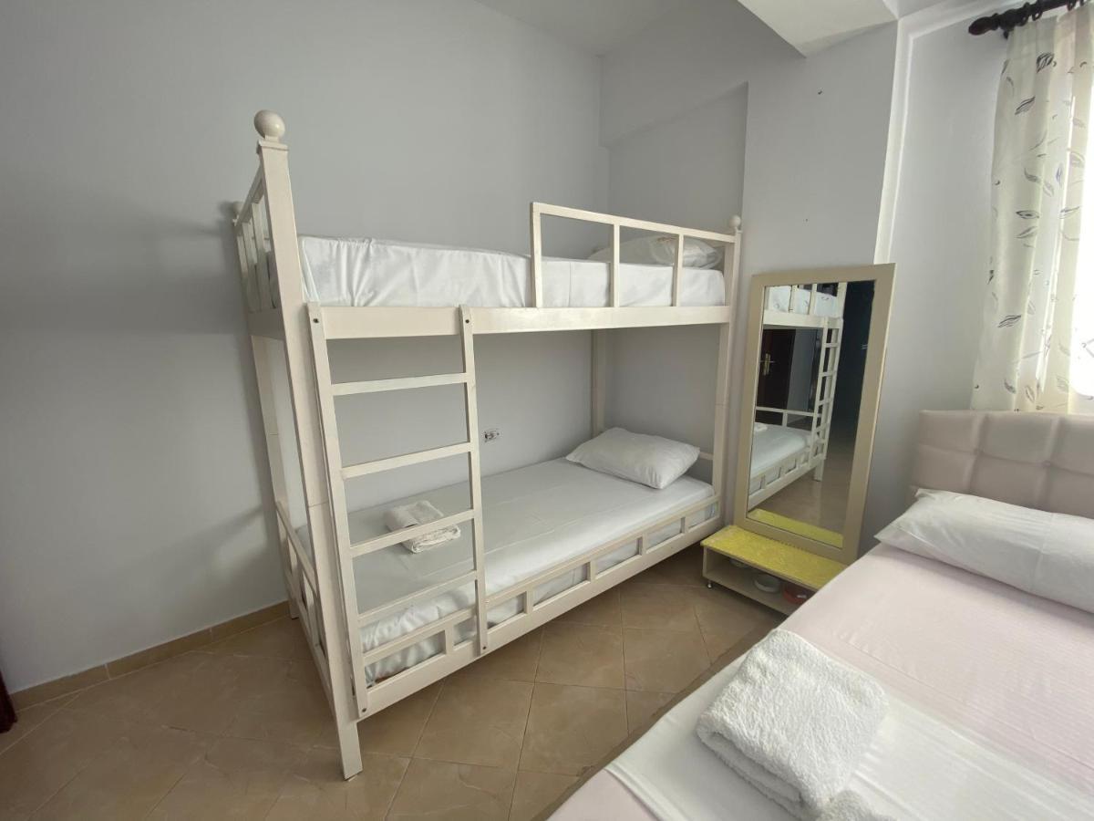 Eraldo Brahimi Apartaments Ksamil Exteriör bild