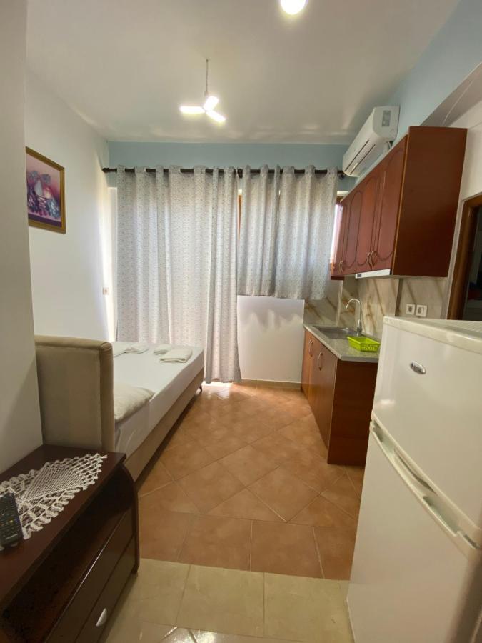 Eraldo Brahimi Apartaments Ksamil Exteriör bild