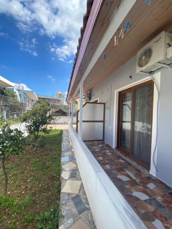 Eraldo Brahimi Apartaments Ksamil Exteriör bild