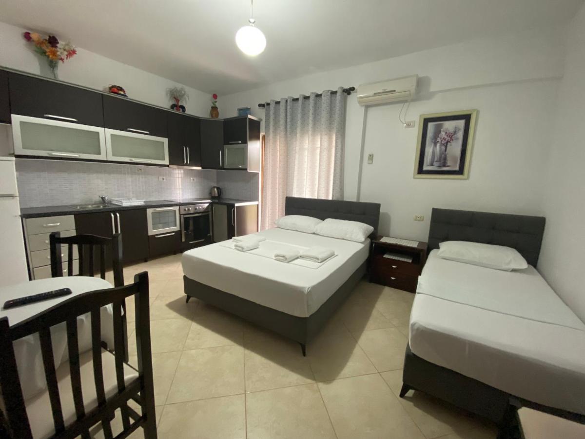Eraldo Brahimi Apartaments Ksamil Exteriör bild